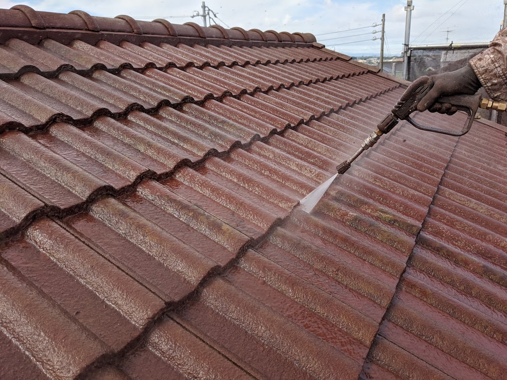 屋根塗装高圧洗浄